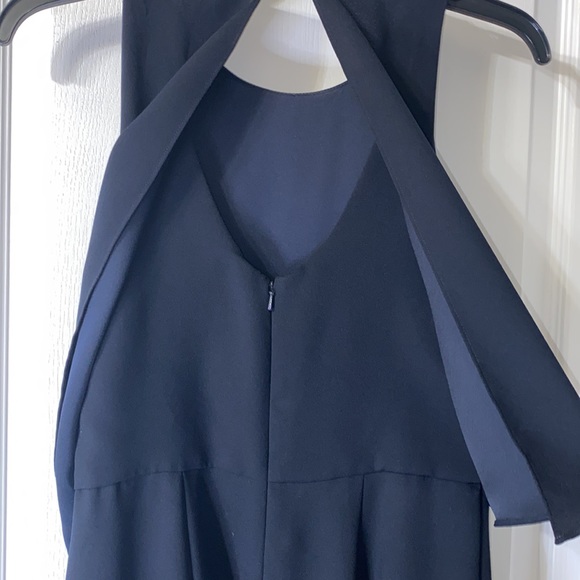 Simply elegant Jumpsuit - Picture 9 of 9